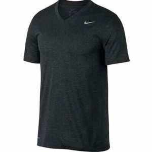 Nike Men's LEGEND 2.0 V-Neck T-Shirt